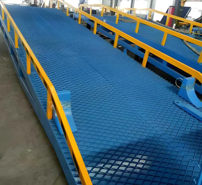 革吉移动式液压登车桥